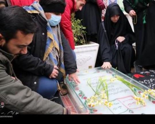 گفت‌و‌گوی  با زائران شهید سلیمانی‌ / چرا حاج قاسم برای مردم ایران  عزیز  است؟